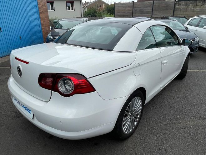 Volkswagen Eos  2.0 16S TDI 140 CR FAP Carat BLANC de 2010
