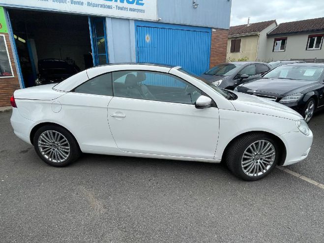 Volkswagen Eos  2.0 16S TDI 140 CR FAP Carat BLANC de 2010