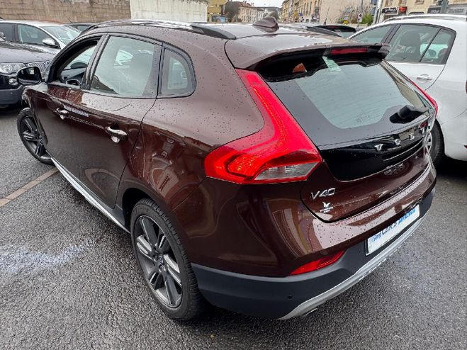 Volvo V40  T3 152 Oversta Edition MARRON de 2016
