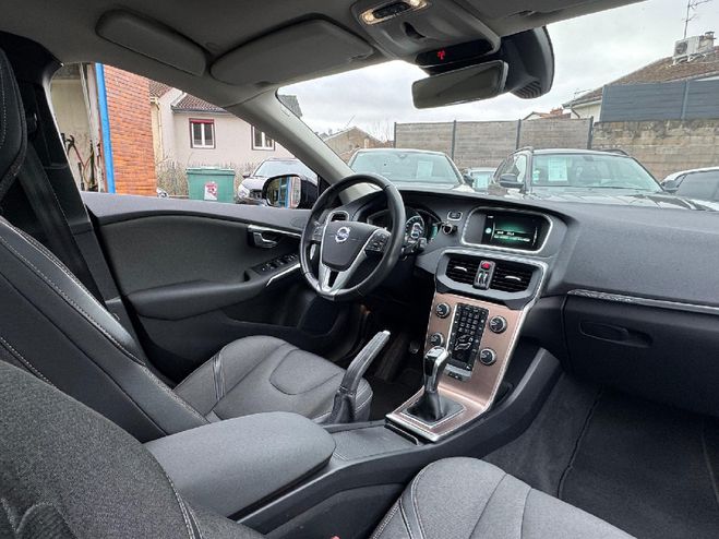 Volvo V40  T3 152 Oversta Edition MARRON de 2016