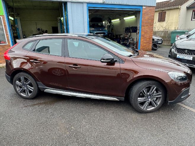 Volvo V40  T3 152 Oversta Edition MARRON de 2016