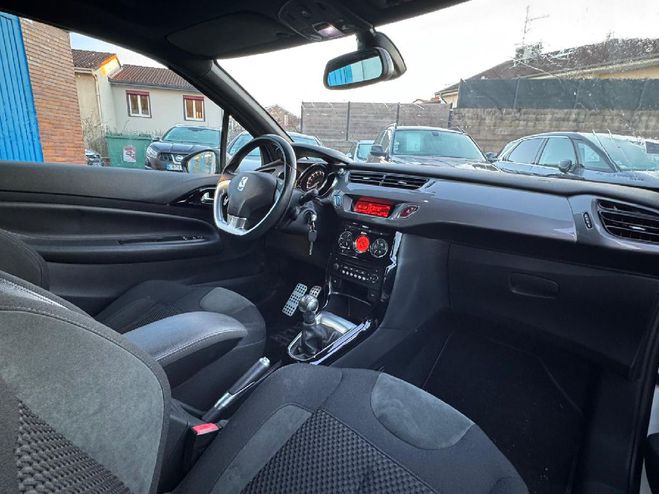 Citroen DS3 cabriolet  e-HDi 90 So Irrsistible BLANC de 2015
