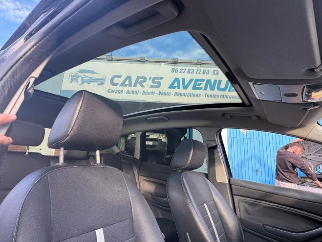 Ford Kuga  2.0 TDCi 140 DPF 4x2 Titanium NOIR de 2012