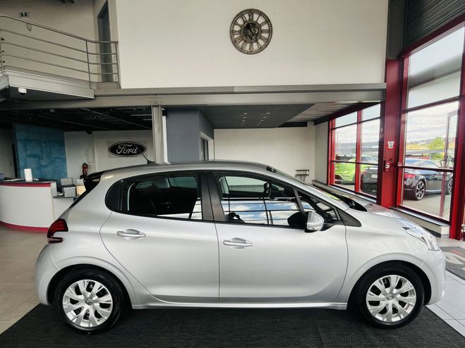 Peugeot 208 1,6 HDI 75 ACTIVE BUSINESS GPS REGULATEU GRIS de 2016