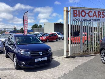  Voir détails -Dacia Sandero 1.2 Ambiance trs belle à Calais (62)