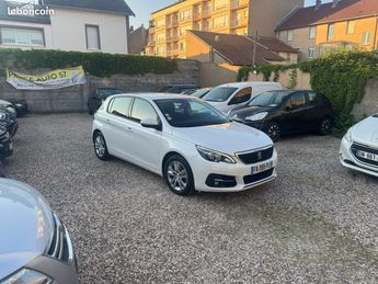  Voir détails -Peugeot 308 1.6 HDI 130 CH bote BLUEHDI 2017auto à Metz (57)