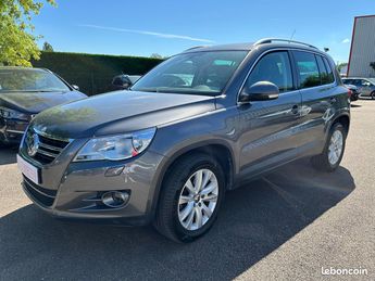  Voir détails -Volkswagen Tiguan 2L 140 CH Sportline 4Motion à Monteau (89)