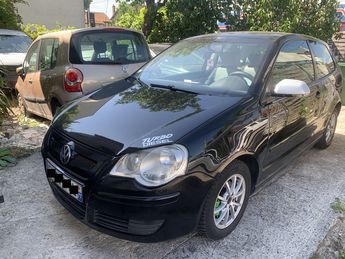  Voir détails -Volkswagen Polo 1.4 TDI 80CH DPF BLUEMOTION 3P à Sevran (93)