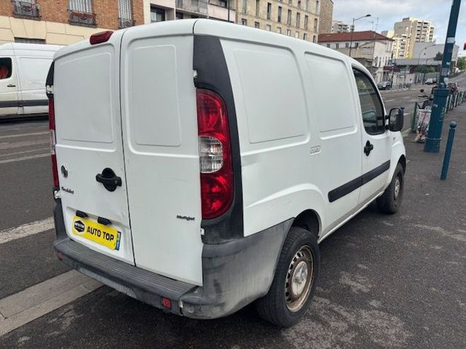 Fiat Doblo 1.3 MULTIJET 16V 70CH ACTIVE BLANC de 2004