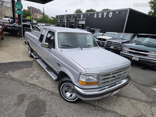 Ford F150 F 5.0 V8 extended cab 6 places Hard top  Gris de 1992