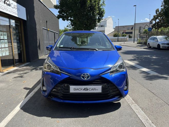 Toyota Yaris HYBRIDE MC2 100h Dynamic Bleu de 2017