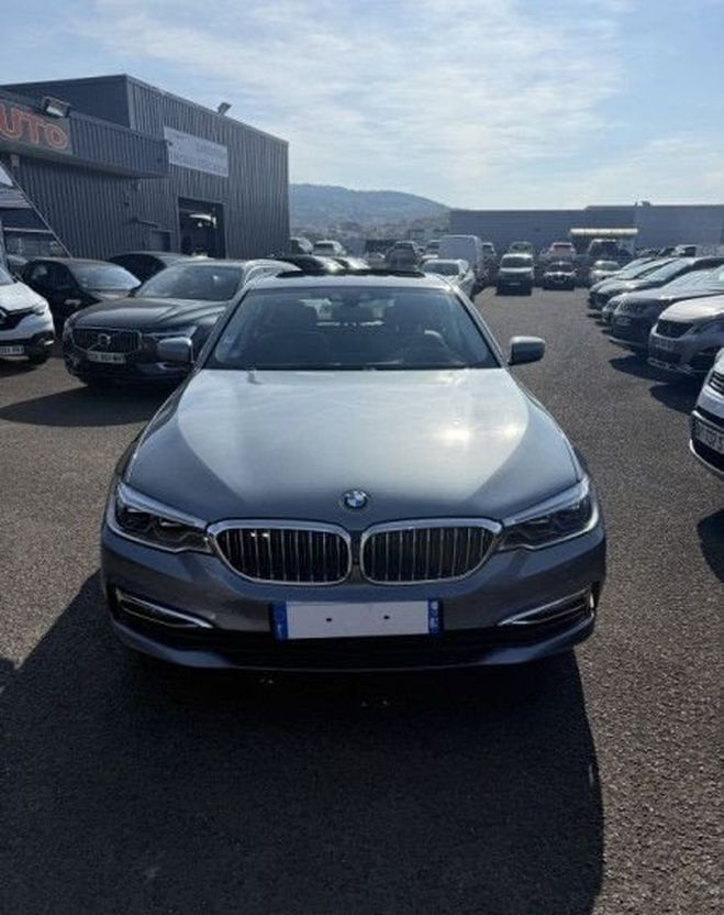 BMW Serie 5 (G30) 530EA IPERFORMANCE 252CH LUXURY Bleu de 2017