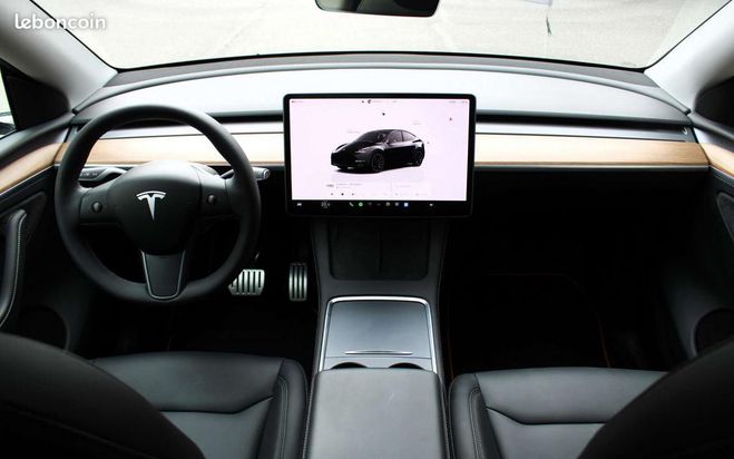 Tesla Model Y ELECTRIC 515 211PPM 75KWH PERFORMANCE 4W Noir de 2024