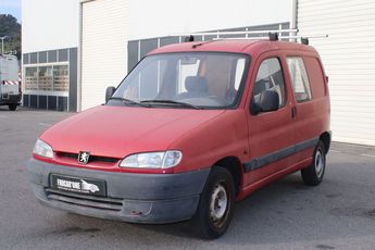  Voir détails -Peugeot Partner camionnette 1.1 60cv - vente a marchand  à Sausset-les-Pins (13)
