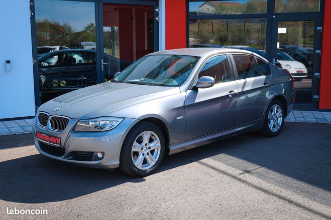 BMW Serie 3 E90 318d 2.0 143ch confort Bote manuell Gris de 2008
