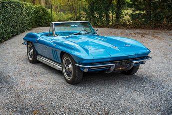  Voir détails -Chevrolet Corvette C2 Sting Ray Convertible à Malle (23)
