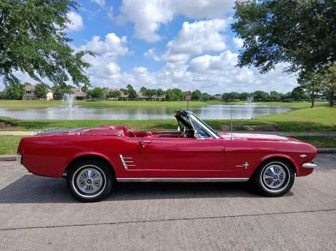 Ford Mustang V8 289CI ROUGE de 1966