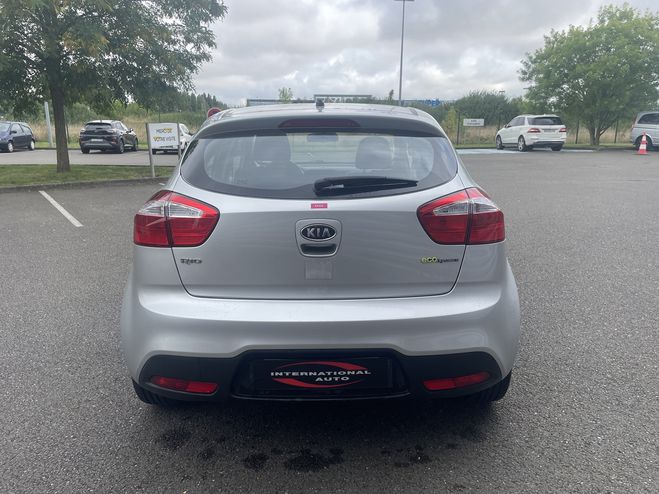 Kia Rio 1.1 CRDI ACTIVE ISG 5P GRIS  de 2012