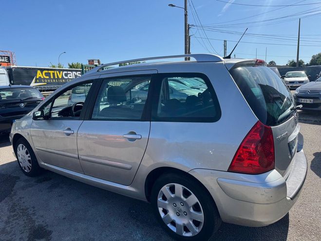 Peugeot 307 (2) BREAK 1.6 HDI 110 CONFORT PACK Gris fonc de 2007