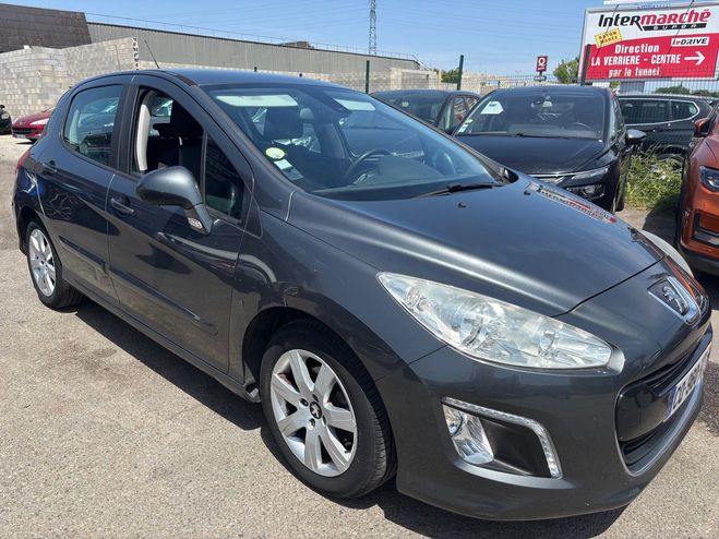 Peugeot 308 (2) 1.6 E-HDI 110 FAP BLUE LION ALLURE B Gris fonc de 2013
