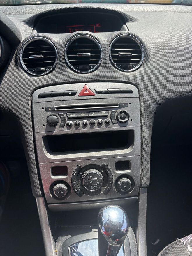 Peugeot 308 (2) 1.6 E-HDI 110 FAP BLUE LION ALLURE B Gris fonc de 2013