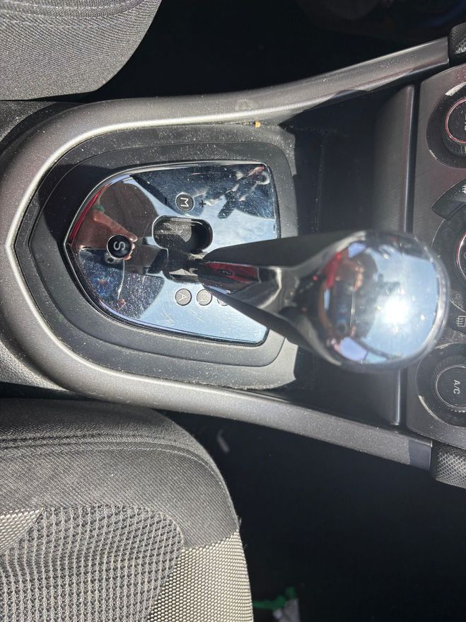 Peugeot 308 (2) 1.6 E-HDI 110 FAP BLUE LION ALLURE B Gris fonc de 2013