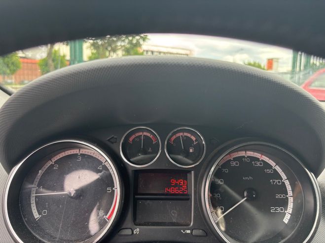 Peugeot 308 1.6 HDI 90 BUSINESS 5P BELLE Noir de 2011