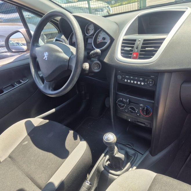 Peugeot 207 1.4 VTI 16V 95 PREMIUM 5P CHANE DISTRIB Gris de 2008
