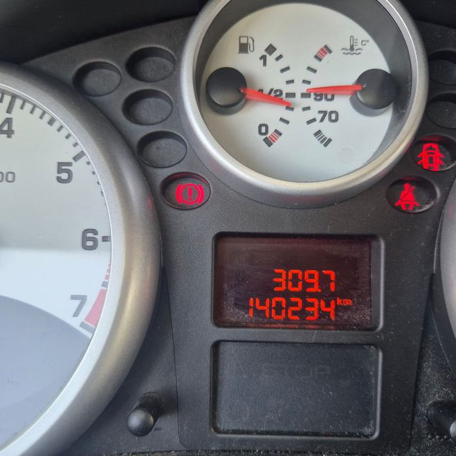 Peugeot 207 1.4 VTI 16V 95 PREMIUM 5P CHANE DISTRIB Gris de 2008