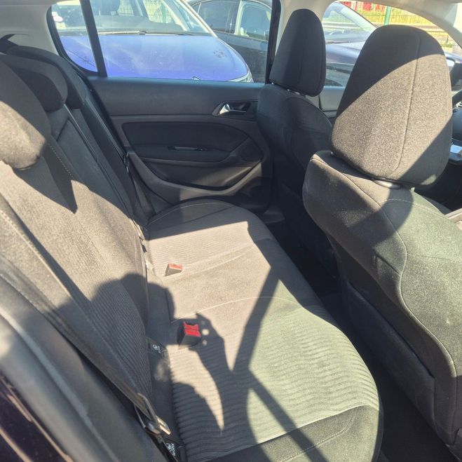 Peugeot 308 II 1.6 HDI 92 ALLURE BELLE  Bleu de 2014