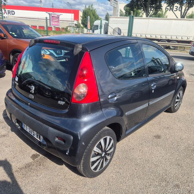 Peugeot 107 (2) 1.0 68 URBAN MOVE CLIM 5P 90000KM GA Gris fonc de 2009