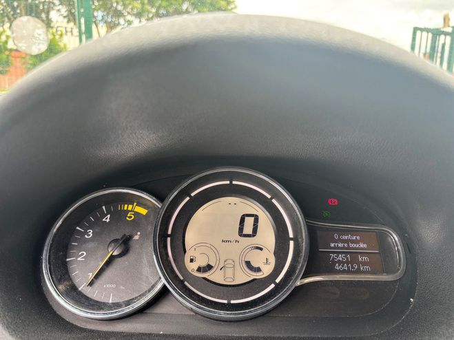 Renault Megane III (3) 1.5 DCI 110 ENERGY AKAJU ECO2 Gris fonc de 2012