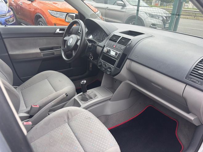 Volkswagen Polo IV 1.2 65 CONFORT 5P Gris de 2002