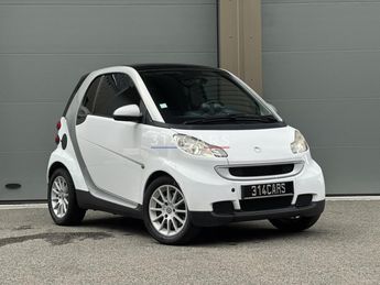  Voir détails -Smart Fortwo Coupe 1.0i - 71 mhd - BV Softouch Passio à Roanne (42)