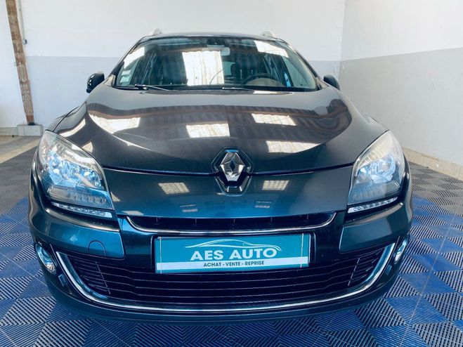 Renault Megane III ESTATE 1.5 dCi 110ch eco2 Bose EDC Gris de 2012