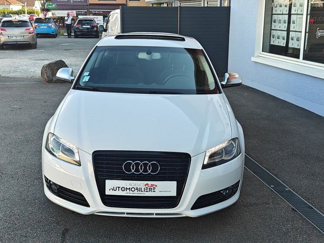Audi A3 2.0 TFSI 200ch Ambition Luxe S-tronic 3p Blanc de 2011