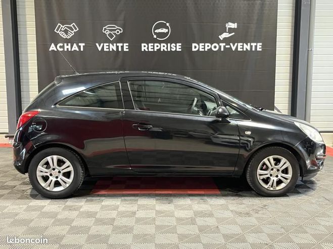 Opel Corsa 1.3 CDTI75 FAP Edition 3p Noir de 2009