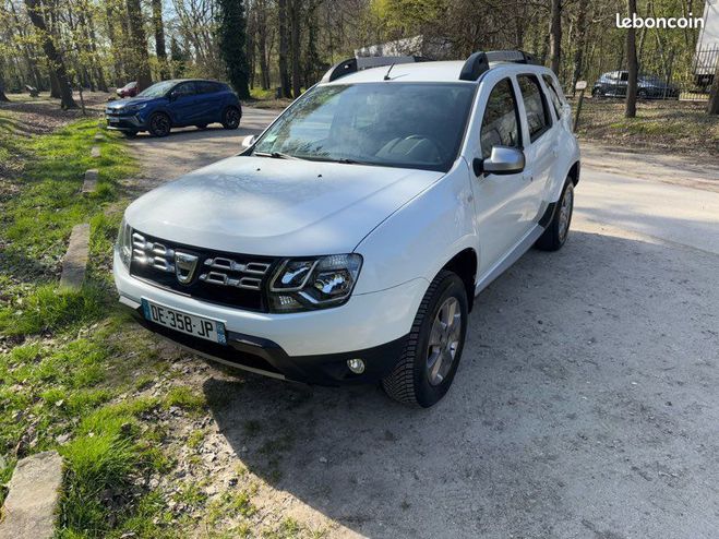 Dacia Duster 1.5 dCi 110 4x2 PRESTIGE ? KIT DISTRIBUT Blanc de 2014