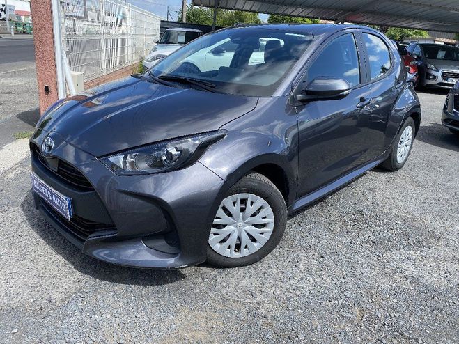 Toyota Yaris HYBRIDE MY22 116h Dynamic Gris de 2023