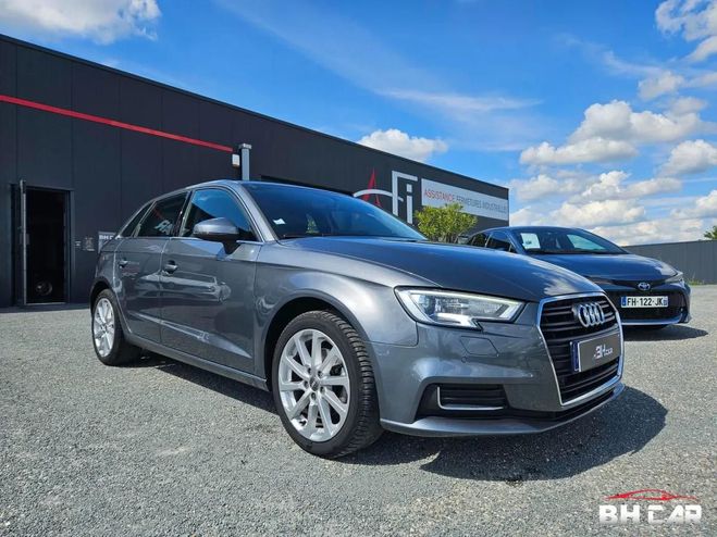 Audi A3 SPORTBACK 1.0 30 TFSI 115 DESIGN S-TRONI Gris de 2019