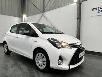  Voir détails -Toyota Yaris 1.5 Hybrid Cool à Guipavas (29)