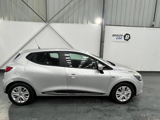 Renault Clio IV (B98) 0.9 TCe 90ch energy Trend Euro6 GRIS de 2016