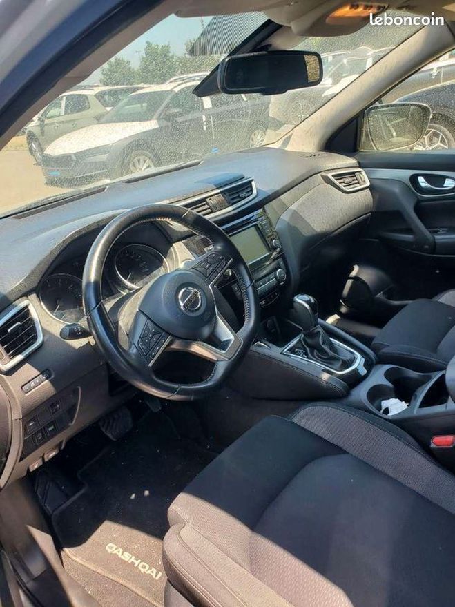 Nissan Qashqai dig-t 160cv n-connecta dct Gris de 2019