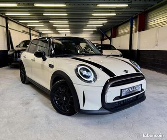  Voir détails -Mini Mini 5 portes HATCH F55 LCI II Cooper 136 ch  à Peynier (13)