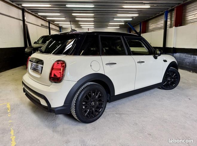 Mini Mini 5 portes HATCH F55 LCI II Cooper 136 ch  Blanc de 2022