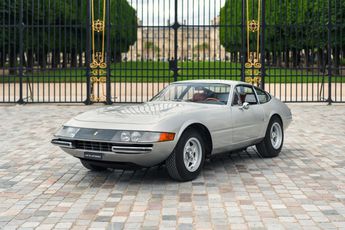  Voir détails -Ferrari 365 GTB/4 Daytona *Plexiglas* à Paris (75)