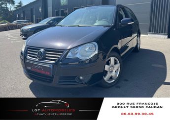  Voir détails -Volkswagen Polo IV 1.4 75 Confort 5p à Caudan (56)