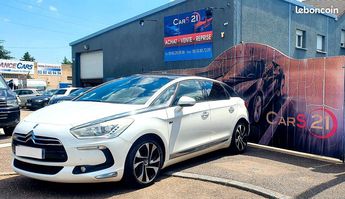  Voir détails -Citroen DS5 2.0Hdi Hybrid4 200Cv 4x4 SportChic Bmp6  à Chenve (21)