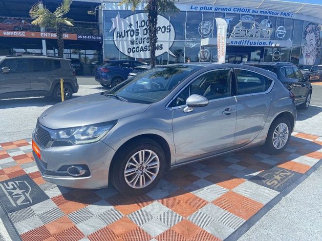 Citroen DS 4 DS4 1.2 PURETECH 130 CHIC Gris Clair de 2016