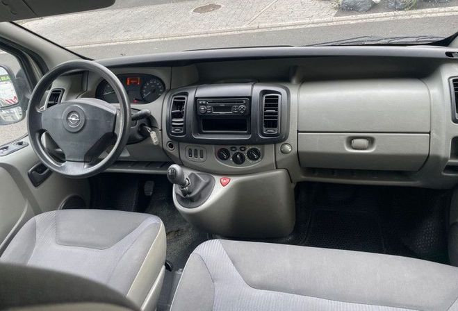 Opel Vivaro COMBI 2.0 CDTI90 L2H1 PACK CLIM 9 PLACES  de 2007